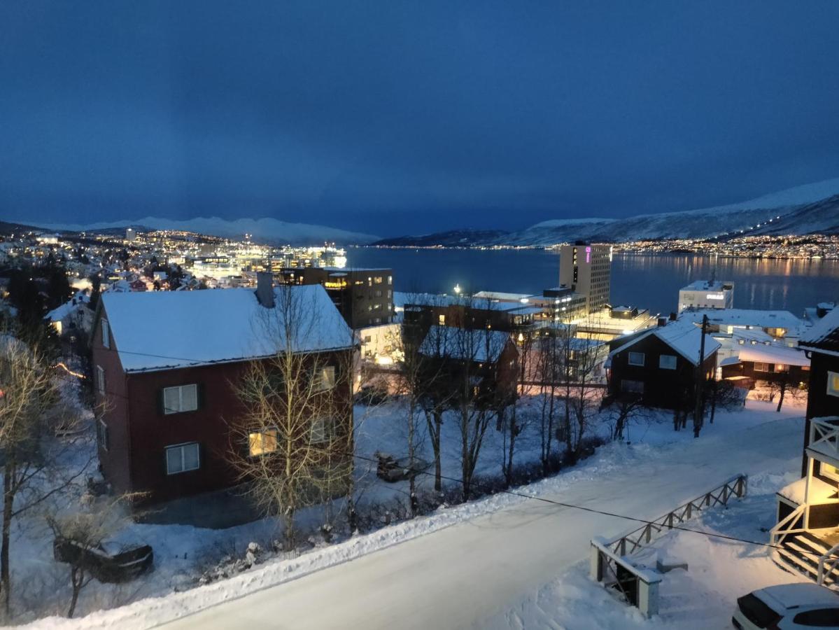 Central Apartament (Adults Only) Tromsø Kültér fotó